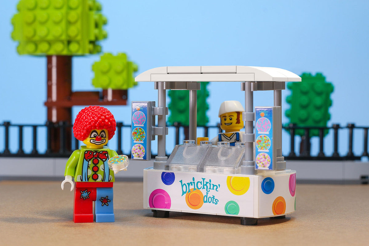 Brickin' Dots Ice Cream Food Stand made using LEGO parts B3 Customs