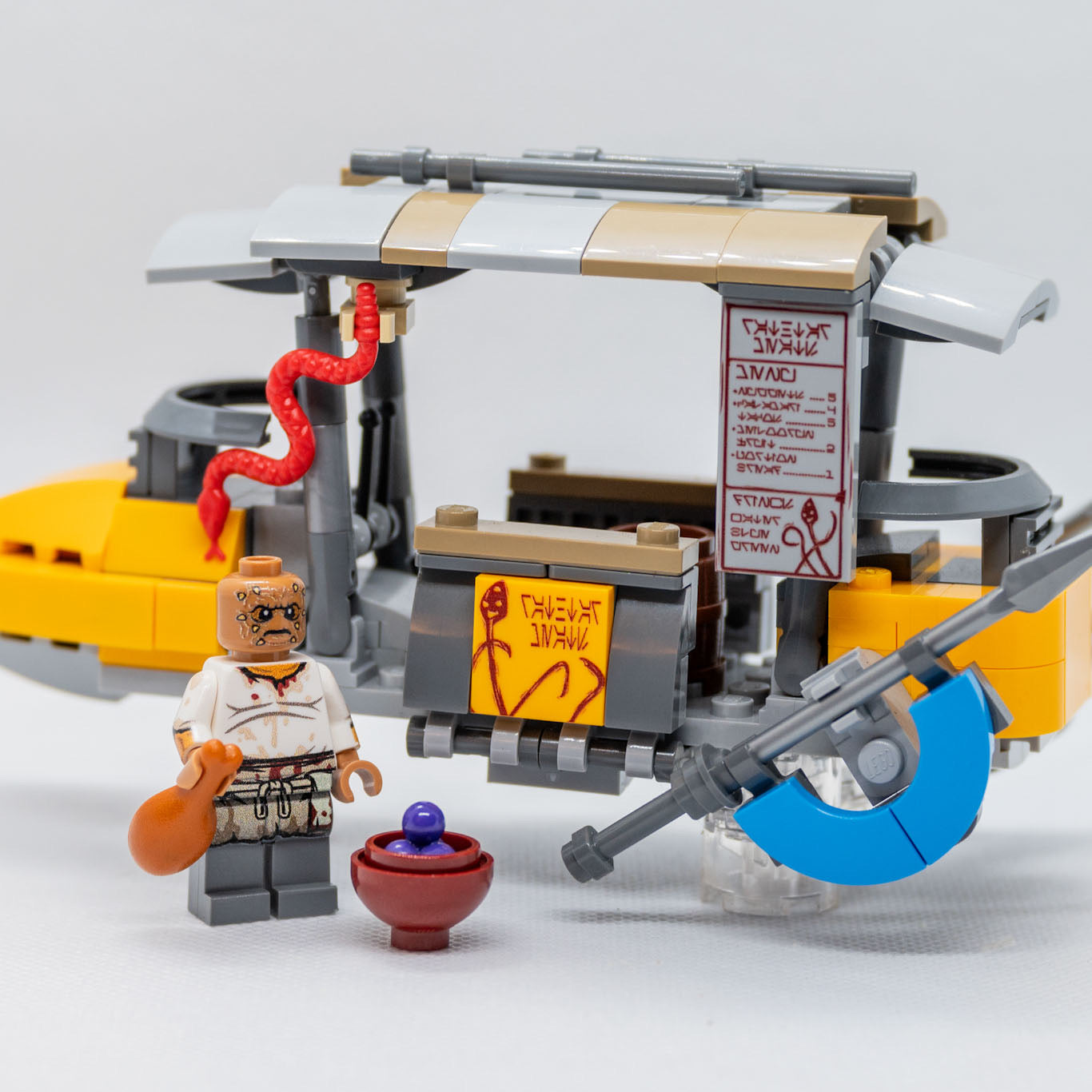 Star Wars Rathtar Meat Food Skiff Set made using LEGO parts - B3 Customs