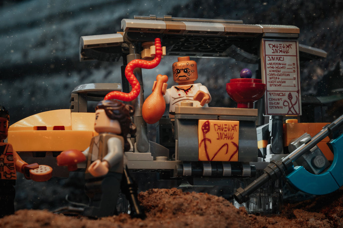 Star Wars Rathtar Meat Food Skiff Set made using LEGO parts - B3 Customs